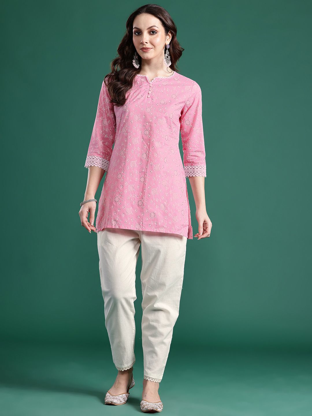 Dhiyona IE Floral Printed Floral Kurta