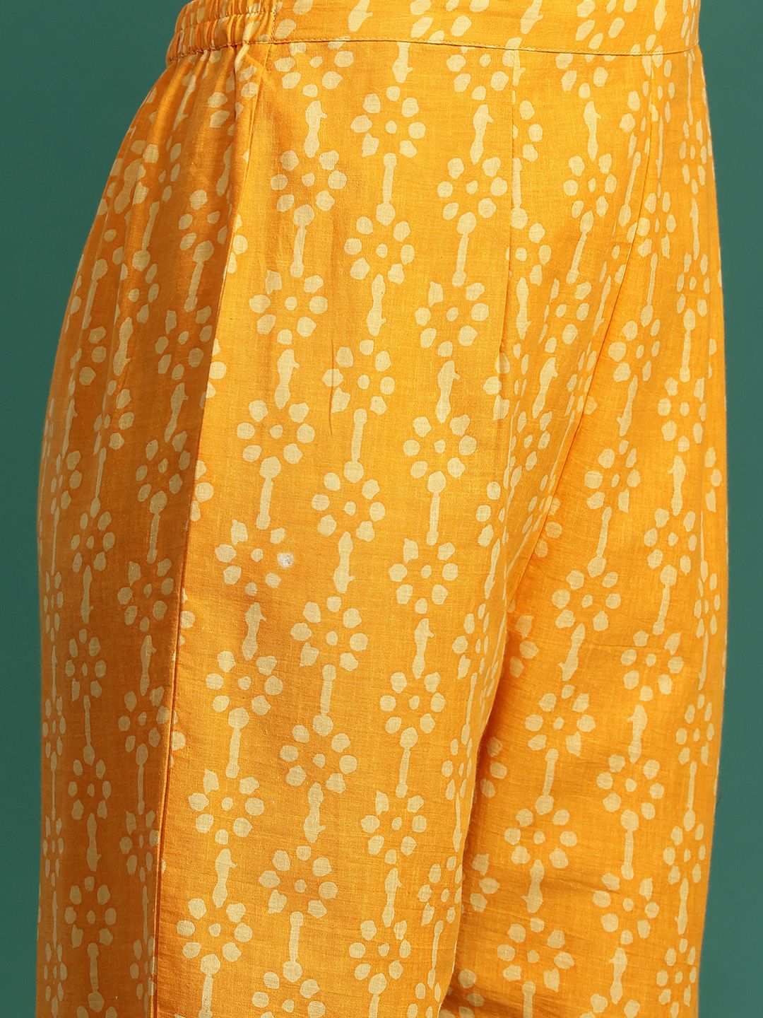 Dhiyona IE Paisley Printed Pure Cotton Kurta with Trousers & With Dupatta