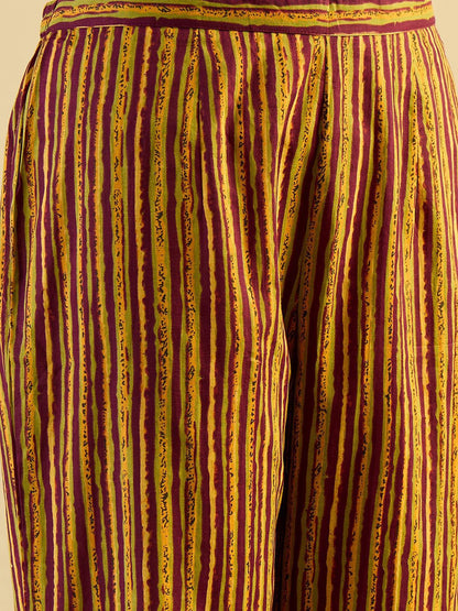 Floral Printed V-Neck Pure Cotton Straight Kurta With Trousers & Dupatta