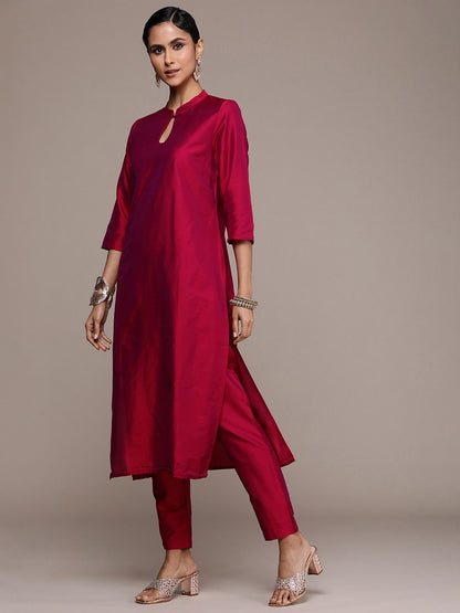 Dhiyona PD Women Women Jashn Kurta With Trousers & Embellished Dupatta