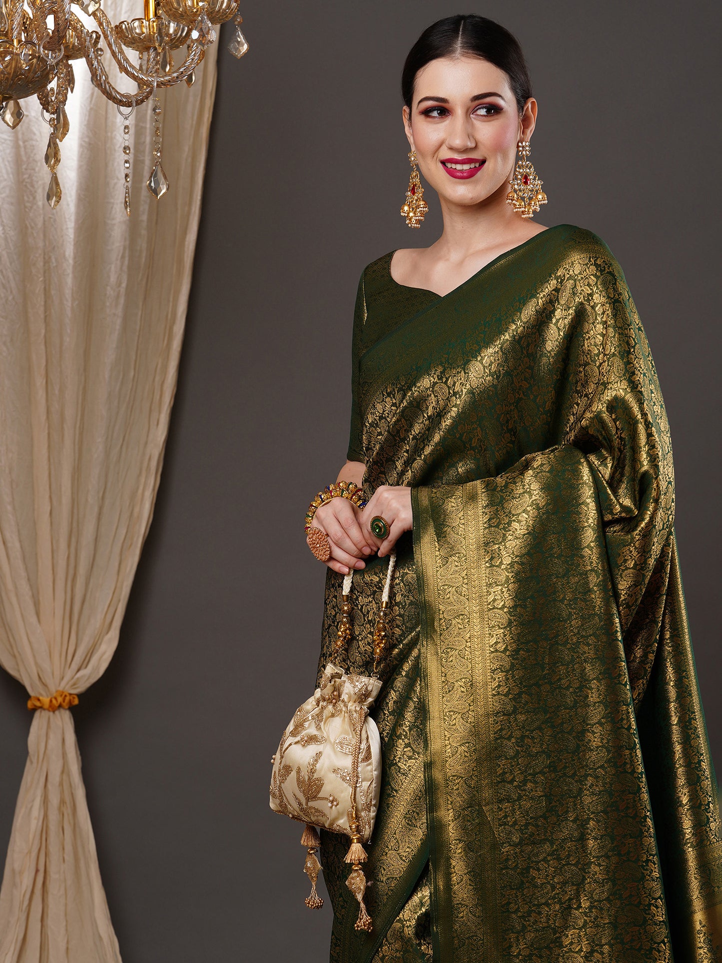 Women's Silk Blend Green Woven Design Designer Saree With Blouse Piece