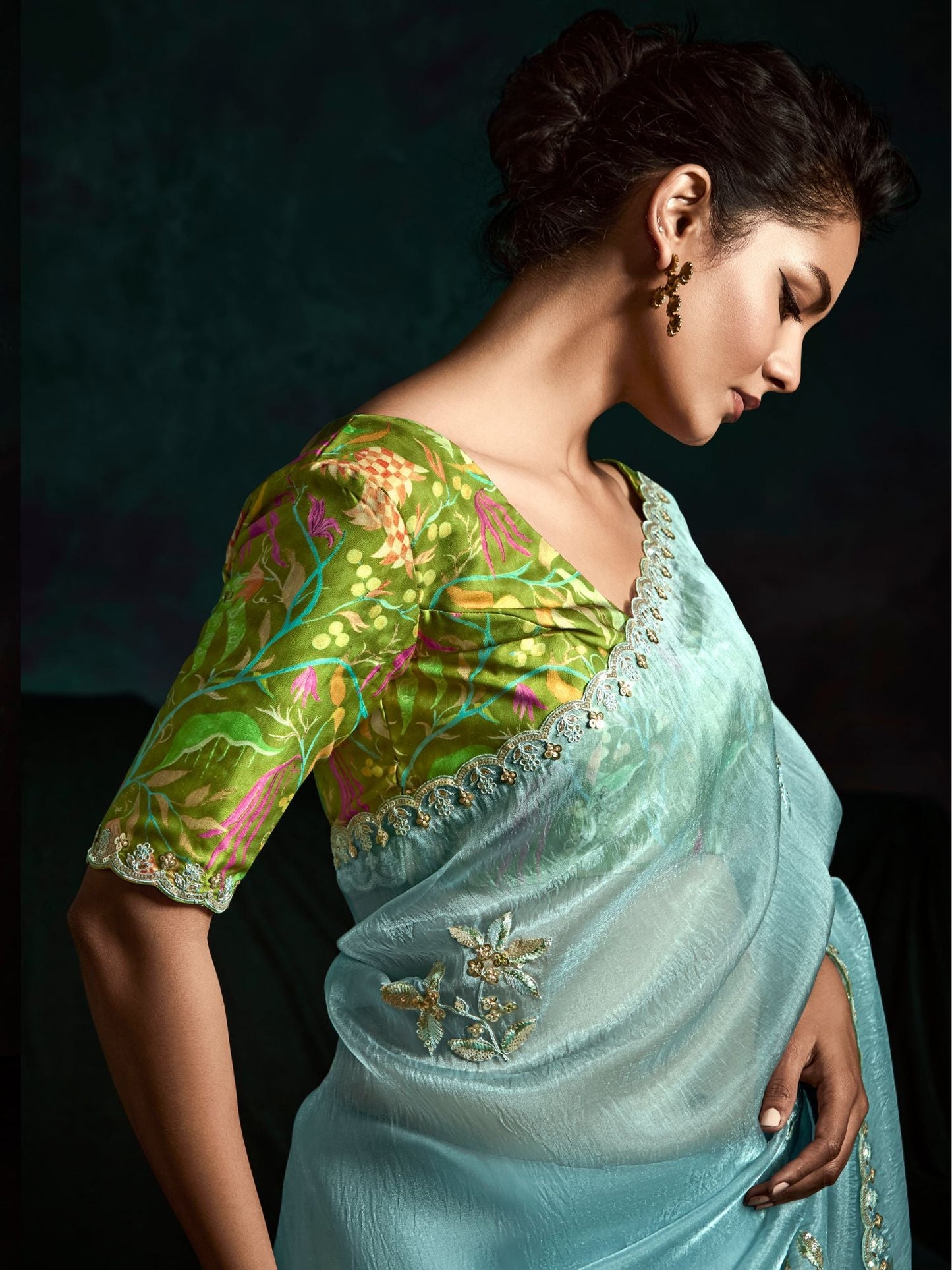 Dhiyona KM Women Ice Blue Designer Organza Saree- A Vision Of Tranquil Beauty