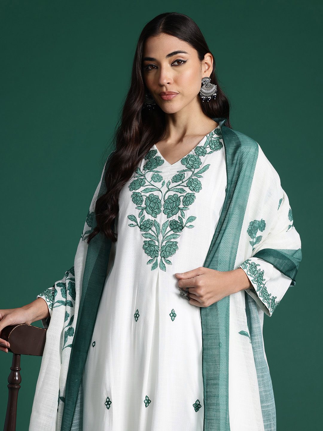 Dhiyona IE Floral Embroidered Pleated Thread Work Pure Cotton Kurta Set