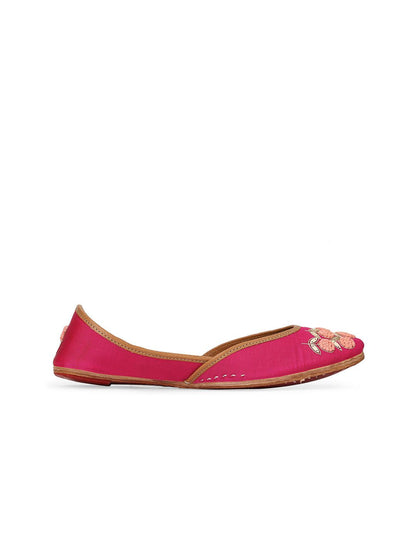 Dhiyona HOP Embellished Ethnic Mojaris