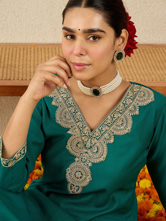 Dhiyona IE Embroidered Top With Trouser Co-Ords