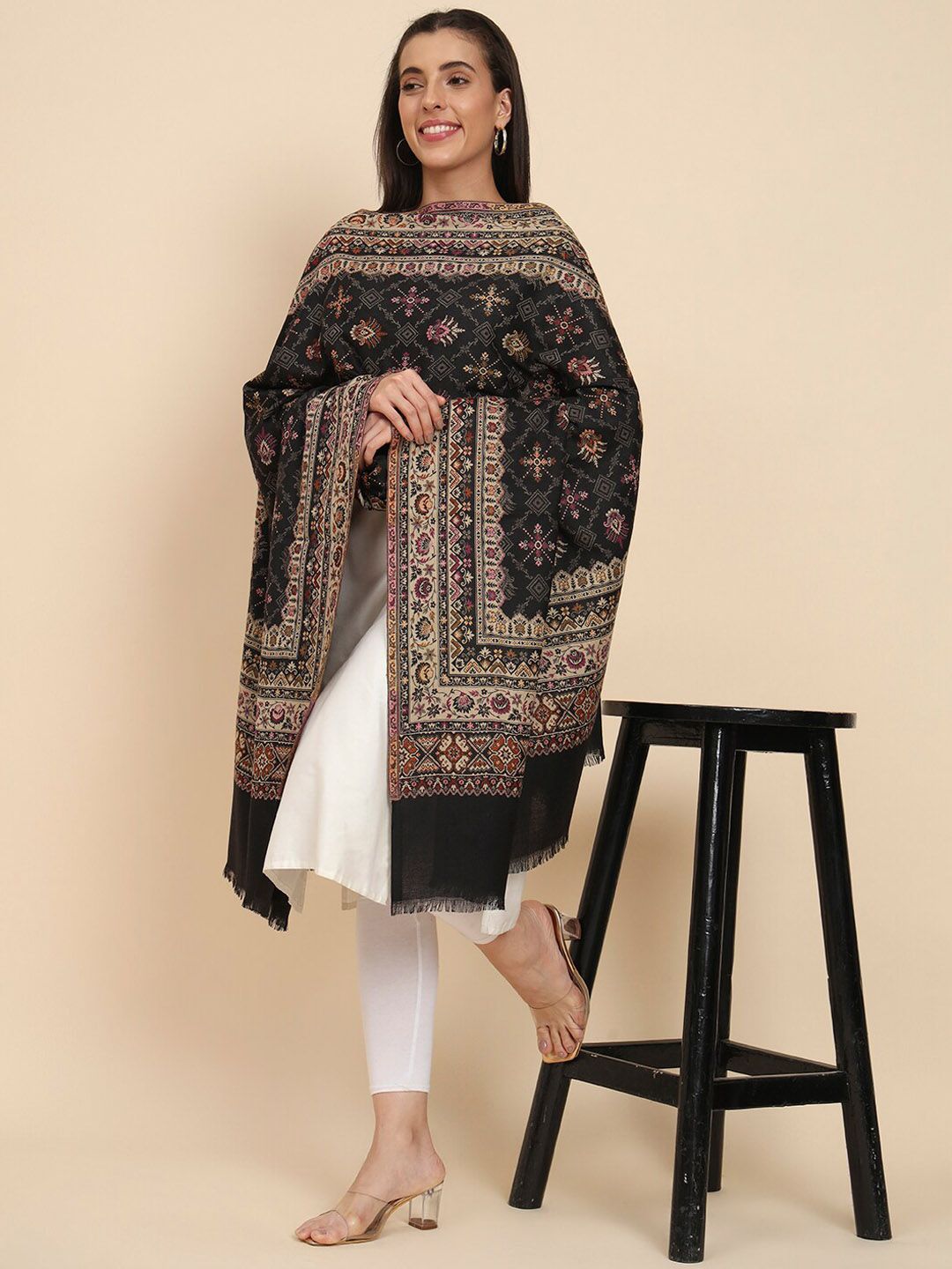 Dhiyona PA Ethnic Motifs Woven Design Shawl