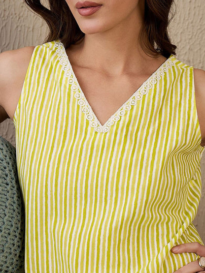 Dhiyona IE Striped V-Neck Pure Cotton Straight Tunic With Trouser