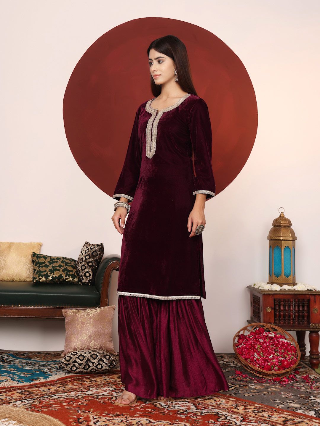Dhiyona VA Women'sEmbroidered Zari Velvet Straight Kurta With Sharara