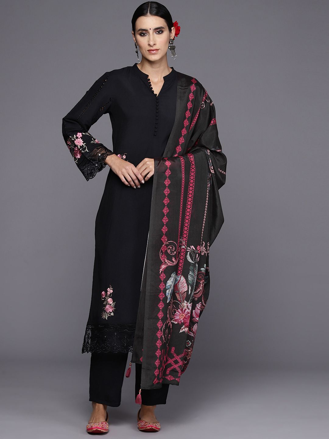 Dhiyona IE Women Floral Embroidered Regular Thread Work Kurta with Trousers & Dupatta