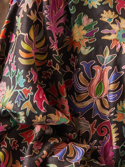 Dhiyona PA Women Floral Embroidered Shawl