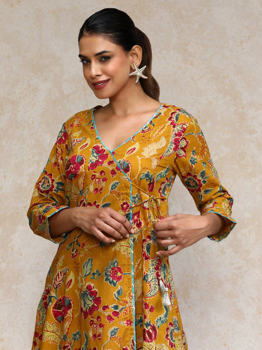 Dhiyona VA Women'sFloral Printed V-Neck Angrakha Kurta With Trousers