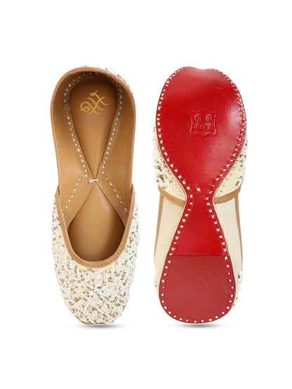 Dhiyona HOP Square Toe Ethnic Embellished Fabric Mojaris