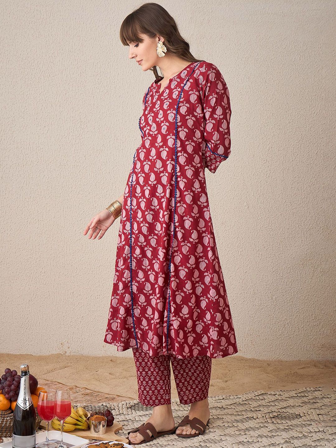 Dhiyona IE Paisley Printed Pure Cotton Notch Neck Straight Tunic And Trousers