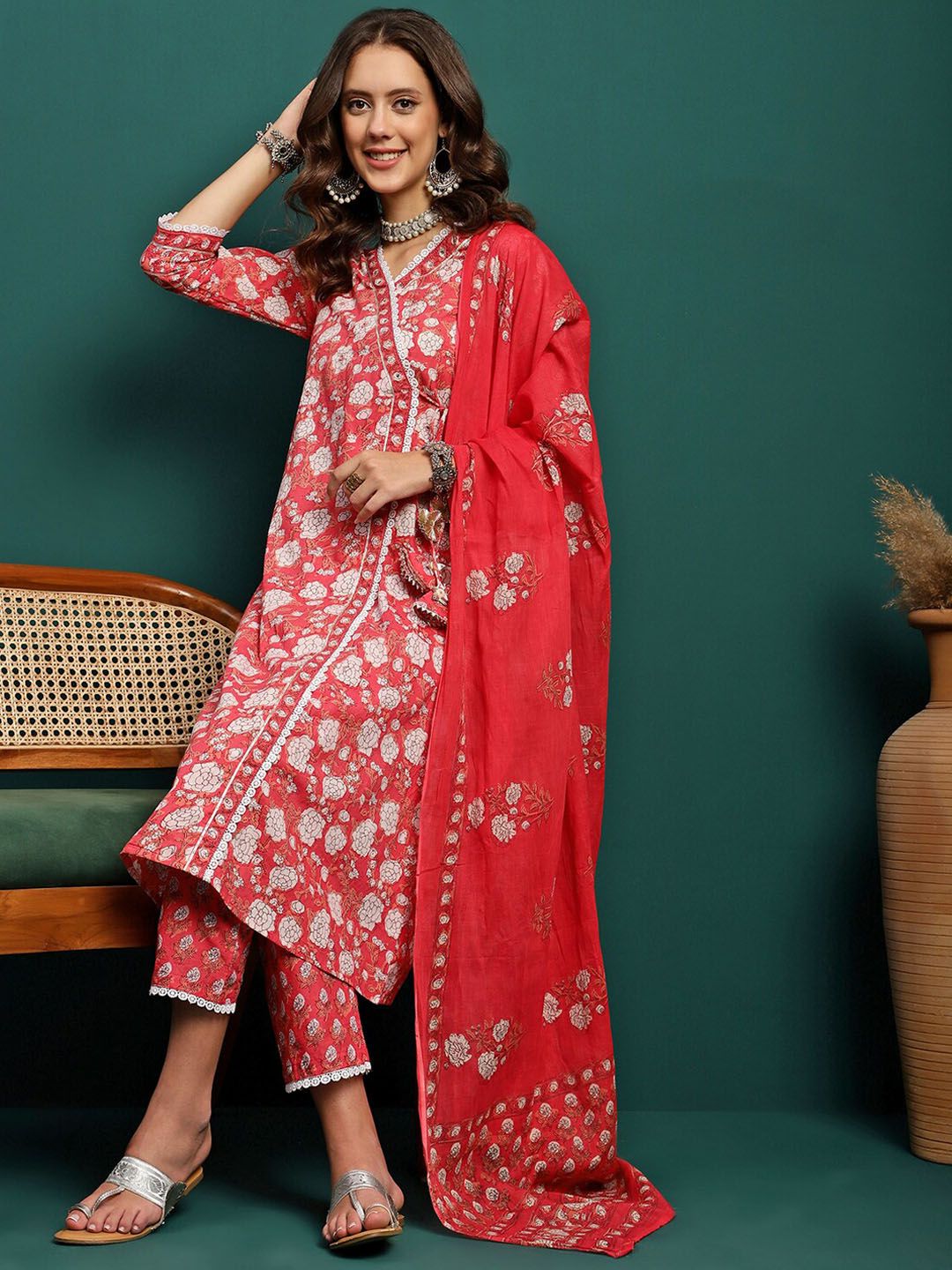 Dhiyona SN Women's Floral Printed Pure Cotton V Neck Straight Kurta With Trousers & Dupatta