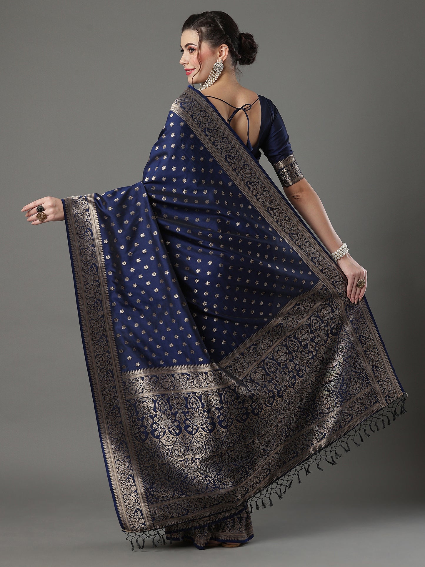 Women's Silk Blend Navy Blue Woven Design Designer Saree With Blouse Piece