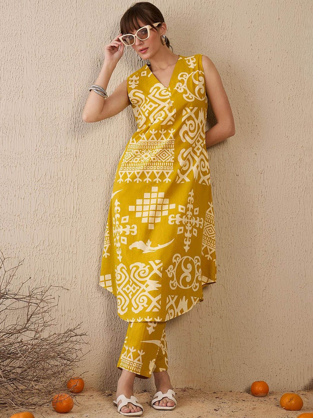 Women Ethnic Motifs Printed Regular Pure Cotton Kurta with Trousers