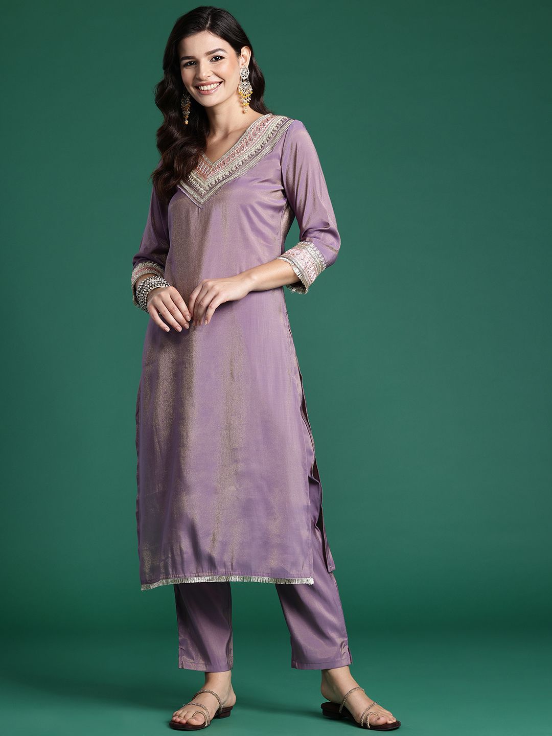 Ethnic Motifs Embroidered Sequinned Kurta With Trousers & Dupatta