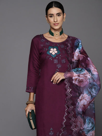 Dhiyona IE Women Floral Embroidered Regular Sequinned Kurta with Trousers & With Dupatta