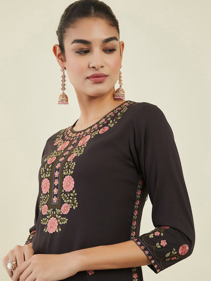 Dhiyona SO Women's Women Floral Embroidered Thread Work Kurta with Trousers