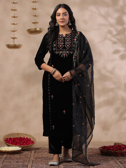 Dhiyona IS Women's Ethnic Motifs Thread Work Notch Neck Velvet Yoke Design Kurta With Trouser & Dupatta