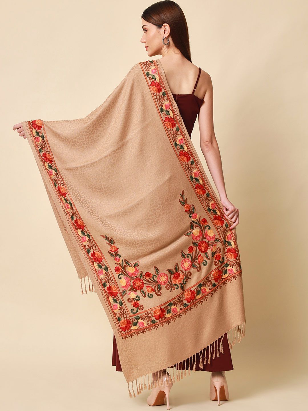 Dhiyona PA Women Beige Aari Embroidered Shawl