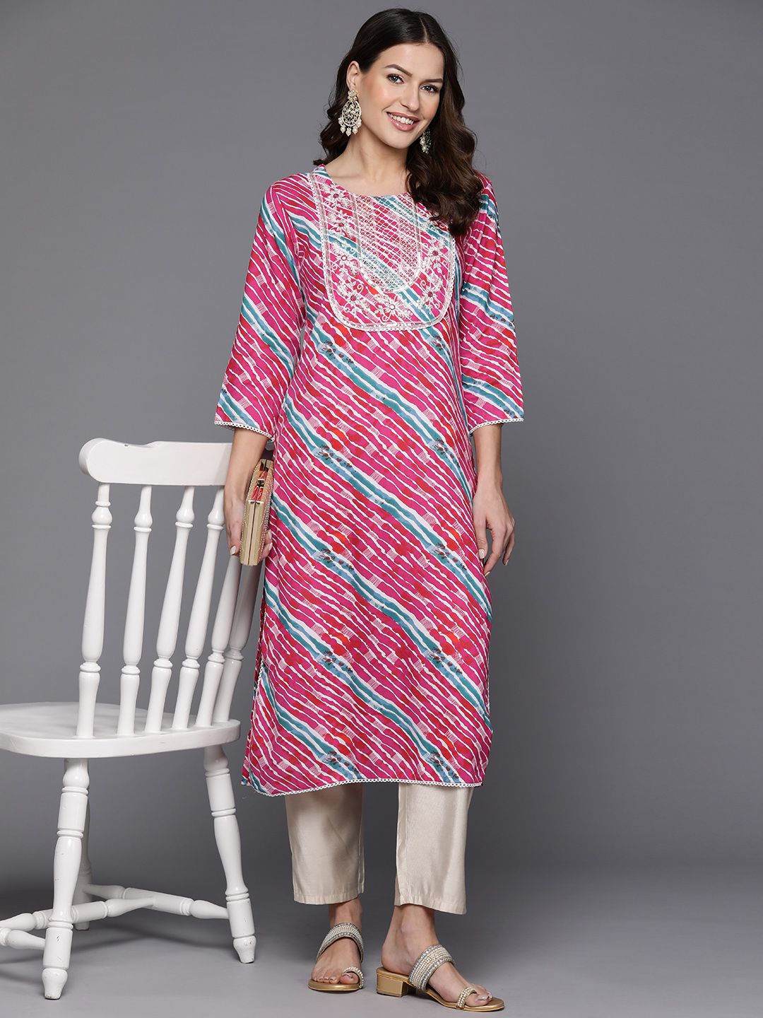 Dhiyona IE Women Leheriya Printed Thread Work Kurta