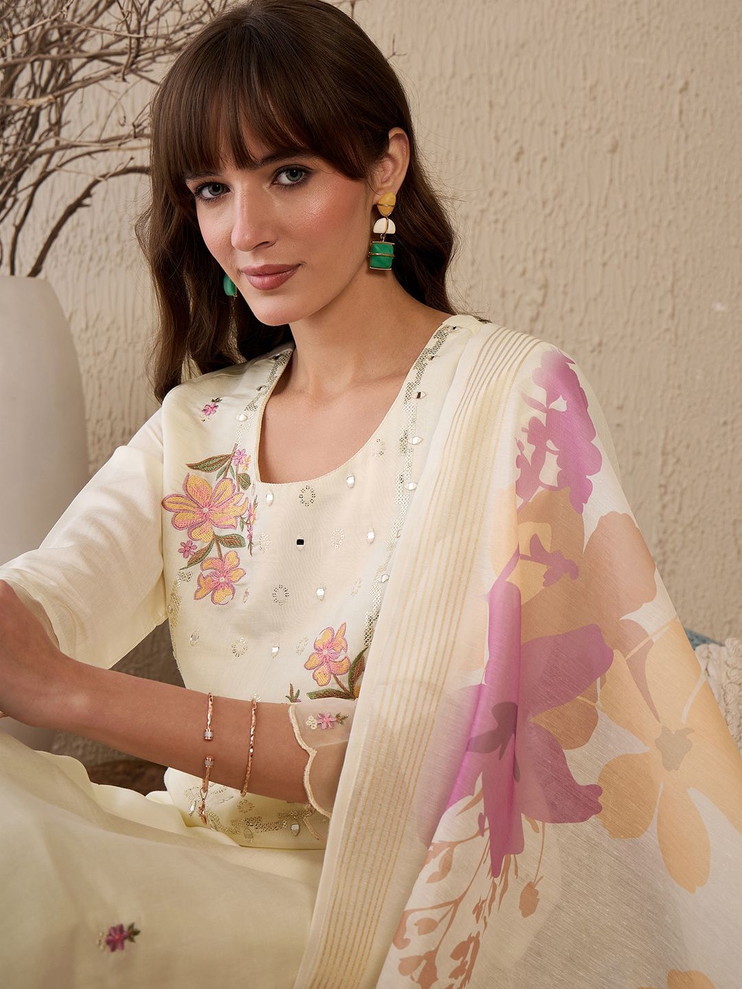 Dhiyona IE Women Floral Embroidered Regular Mirror Work Chanderi Silk Kurta with Trousers & With Dupatta
