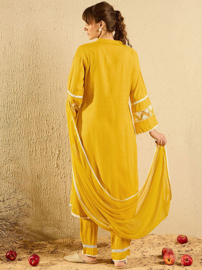 Dhiyona IE Women Ethnic Motifs Embroidered Regular Thread Work Kurta with Trousers & With Dupatta