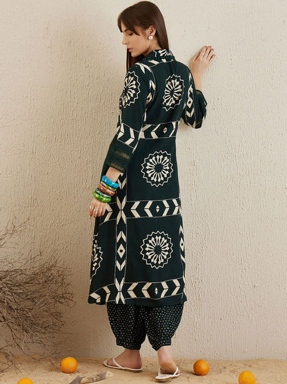 Dhiyona IE Printed Three-Quarter Sleeves A-Line Tunic With Trouser