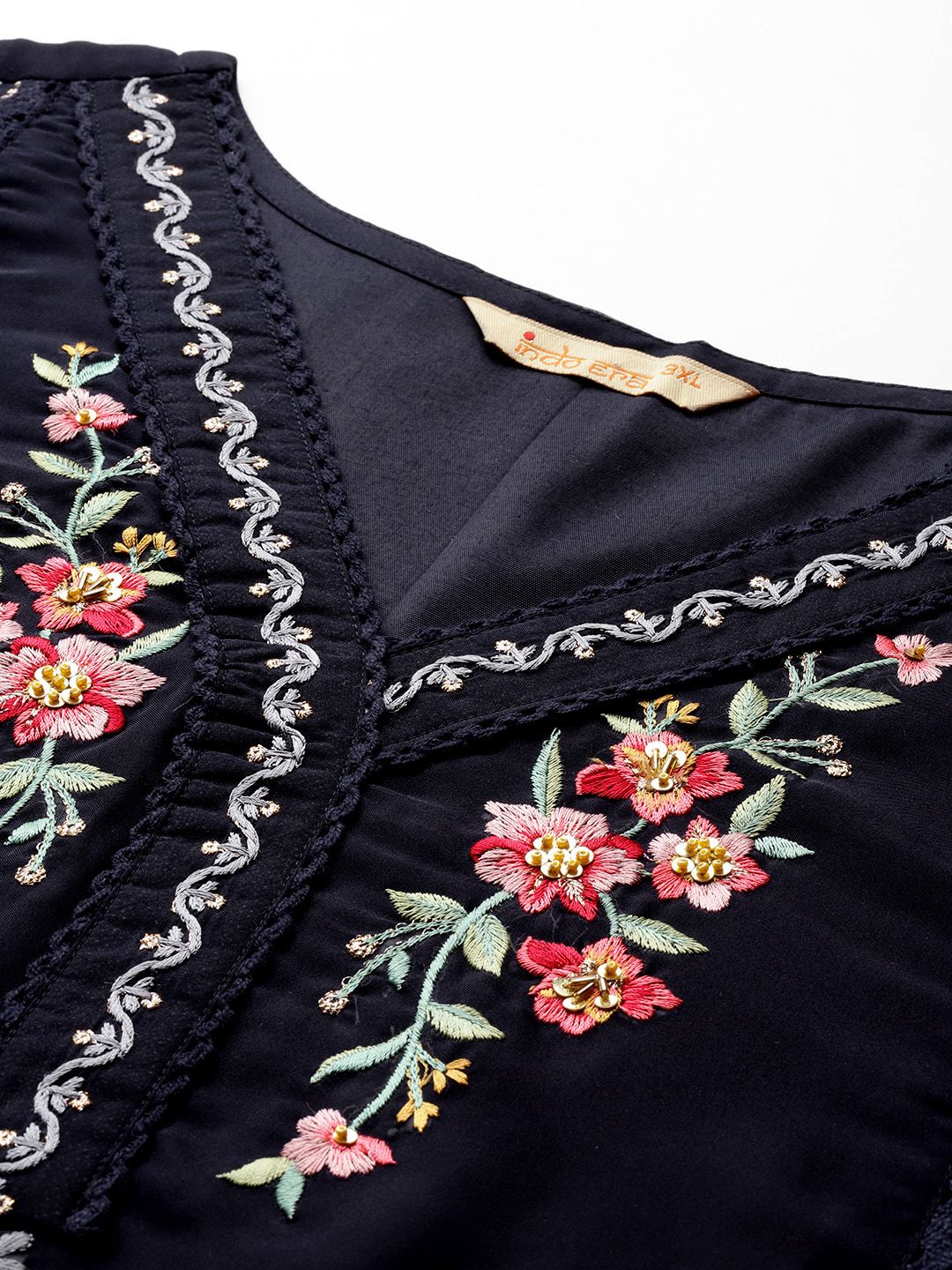 Dhiyona IE Plus Size Floral Embroidered Panelled Thread Work Kurta With Trousers & Dupatta