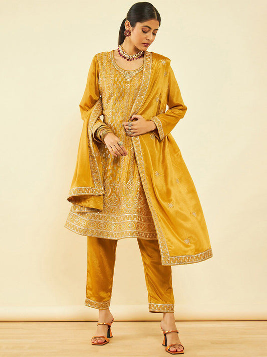 Dhiyona SO Women's Floral Embroidered Regular Sequinned Kurta With Trousers & Dupatta