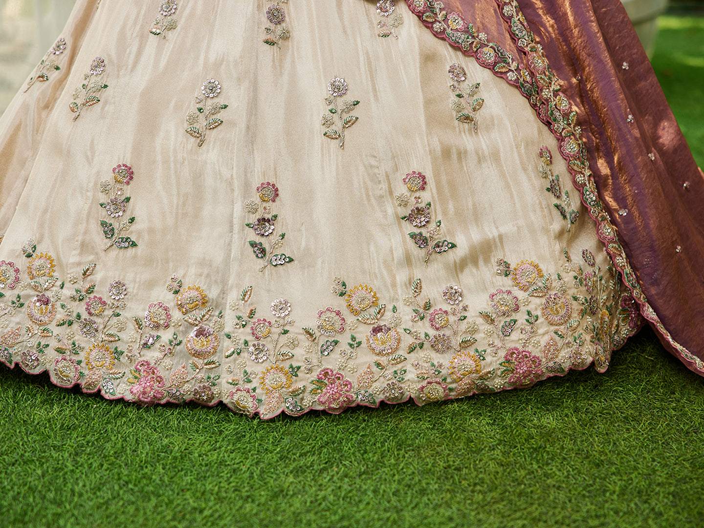 Women's Cream colour tissue Fabric with Sequinse & Thread embroidery Lehenga choli & Dupatta