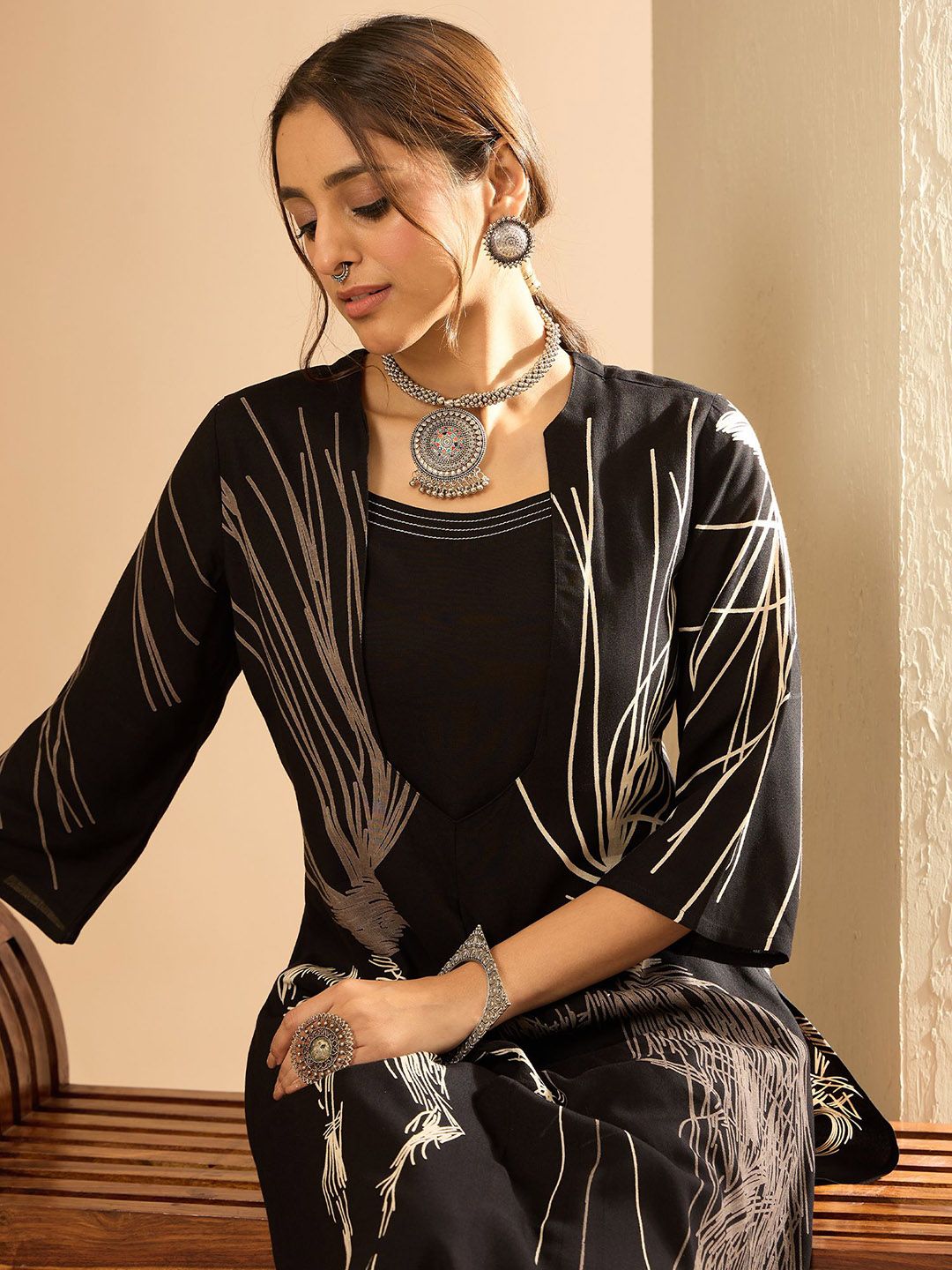 Dhiyona IE Printed Three-Quarter Sleeves Tunic With Trouser