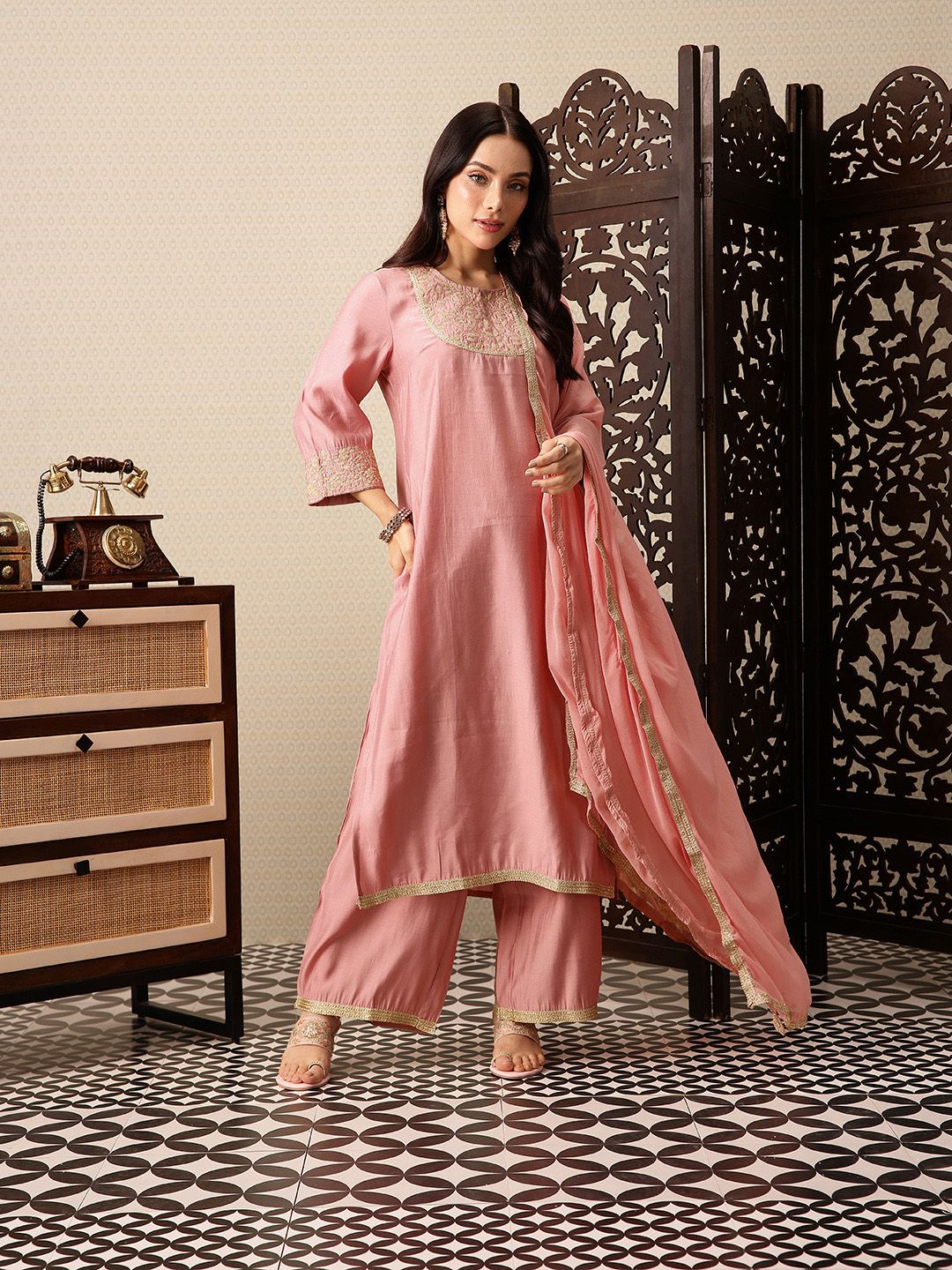 Dhiyona PD Women Floral Yoke Design Thread Work Kurta with Palazzos & Dupatta