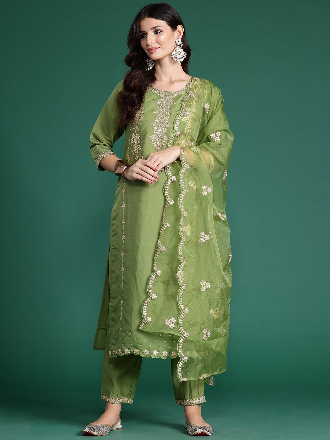 Ethnic Motifs Embroidered Gotta Patti Kurta With Trousers & Dupatta