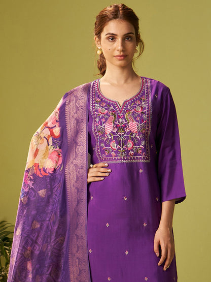 Women Floral Embroidered Kurta with Trousers & Dupatta