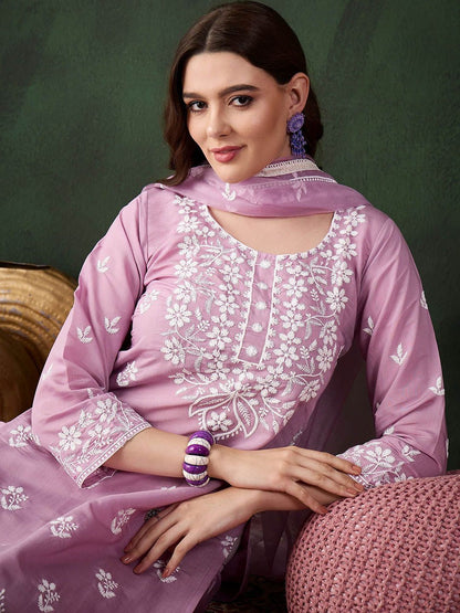 Dhiyona SN Women's Lavender Floral Embroidered Thread Work Cotton Kurta & Trouser With Dupatta