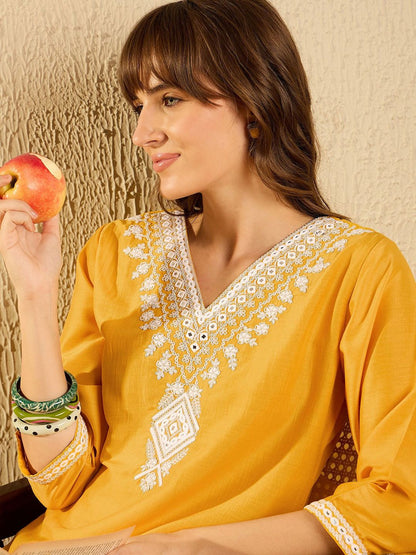 Dhiyona IE Floral Yoke Design V-Neck Straight Kurta With Trousers & Dupatta