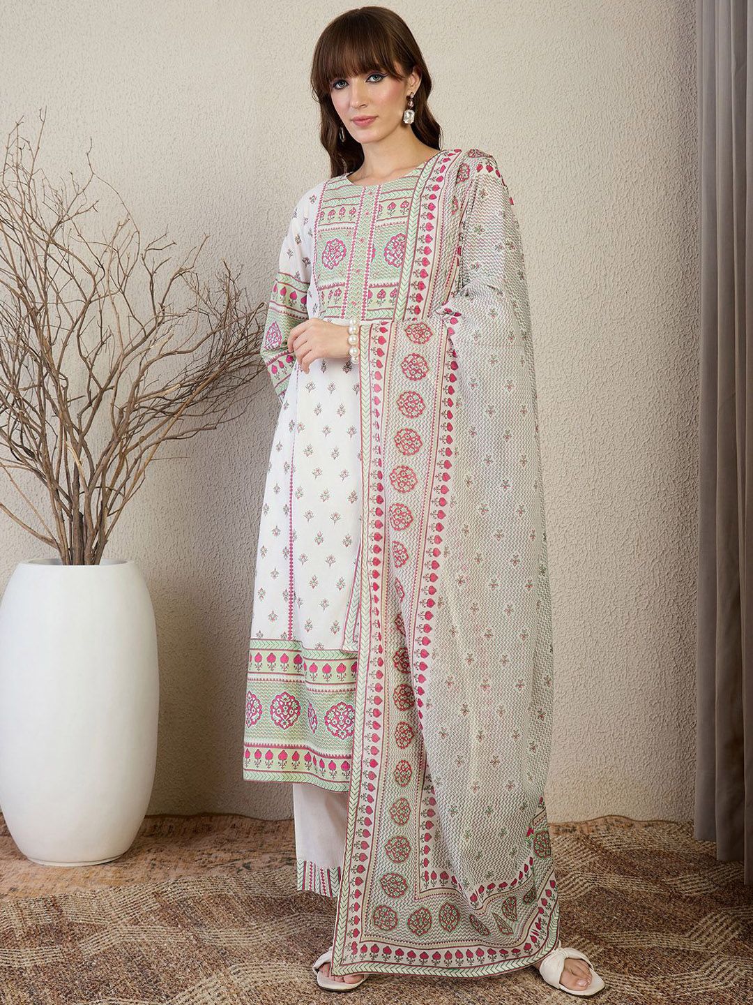 Women Floral Printed Cotton Kurta with Trousers & Dupatta