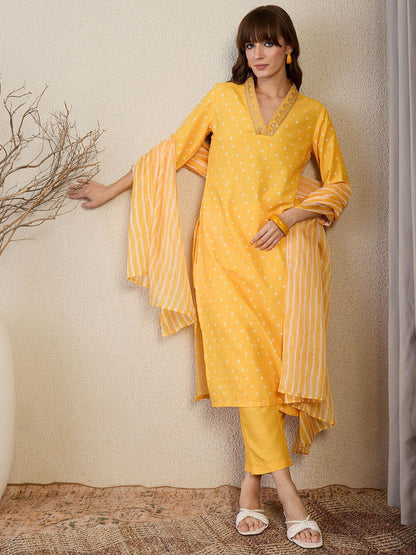 Dhiyona IE Bandhani Printed Straight Kurta With Trouser & Dupatta