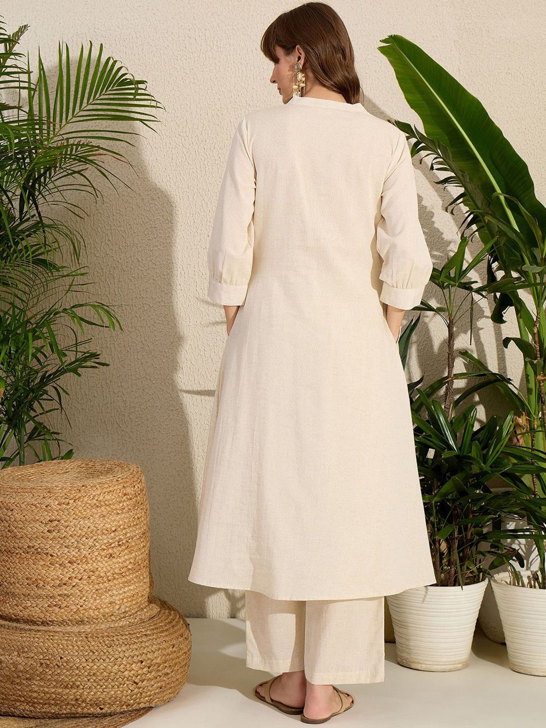 Dhiyona IE Embroidered Mandarin Collar A-Line Pure Cotton Kurta With Pants