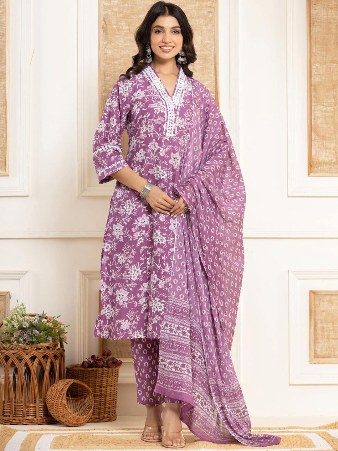Dhiyona VA Women'sFloral Printed Regular Straight Kurta with Trouser & with Dupatta