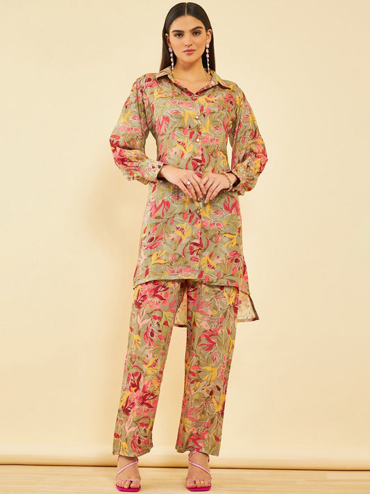 Dhiyona SO Women's Floral Printed Regular Kurta with Trousers