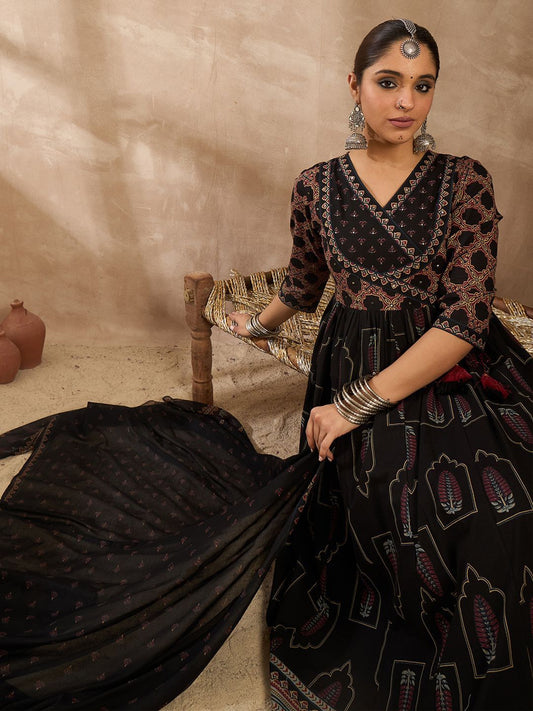 Women Ethnic Motifs Printed Pleated Beads and Stones Pure Cotton Kurta with Trousers & With Dupatta