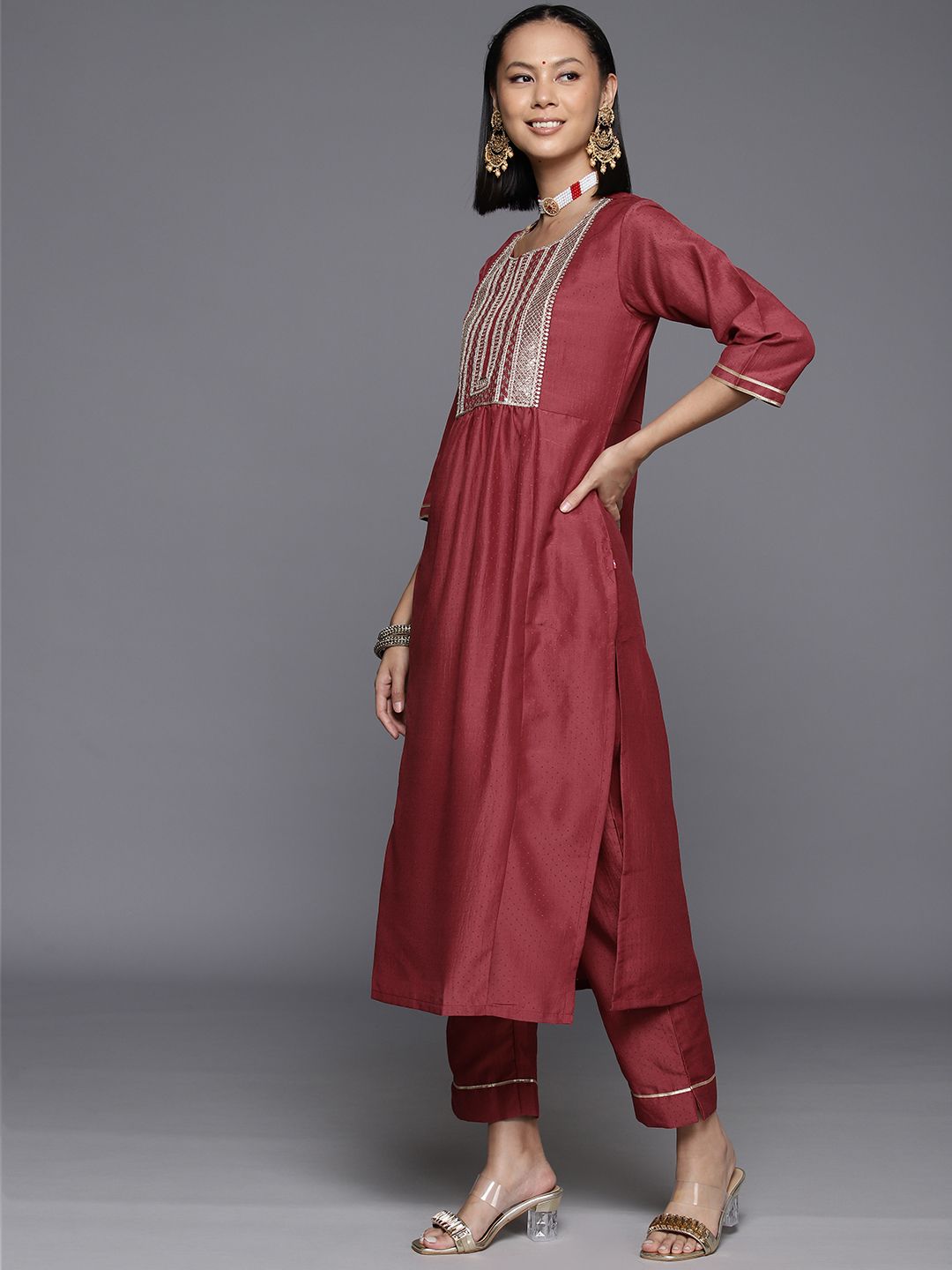 Dhiyona VA Women's Yoke Design Sequinned Kurta with Trousers & With Dupatta