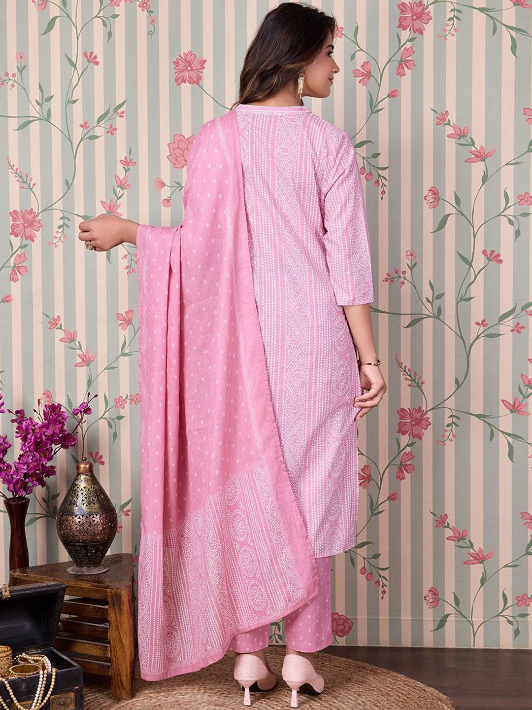 Dhiyona OD  Bandhani Printed Pure Cotton Kurta with Trousers & Dupatta