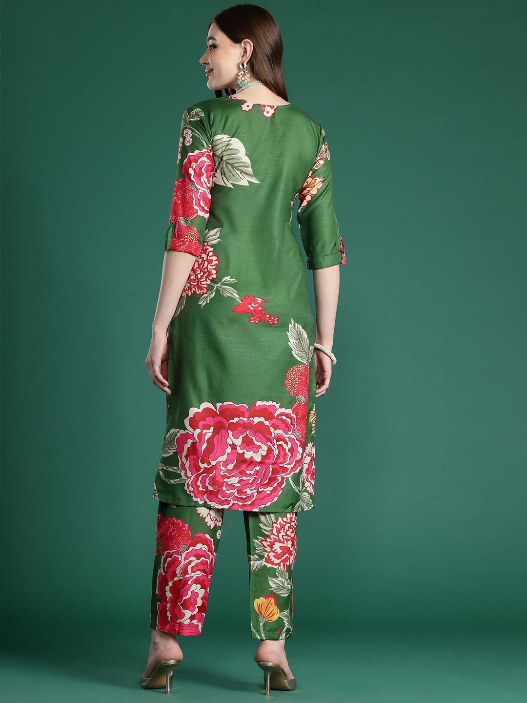 Floral Printed Kurta with Trousers