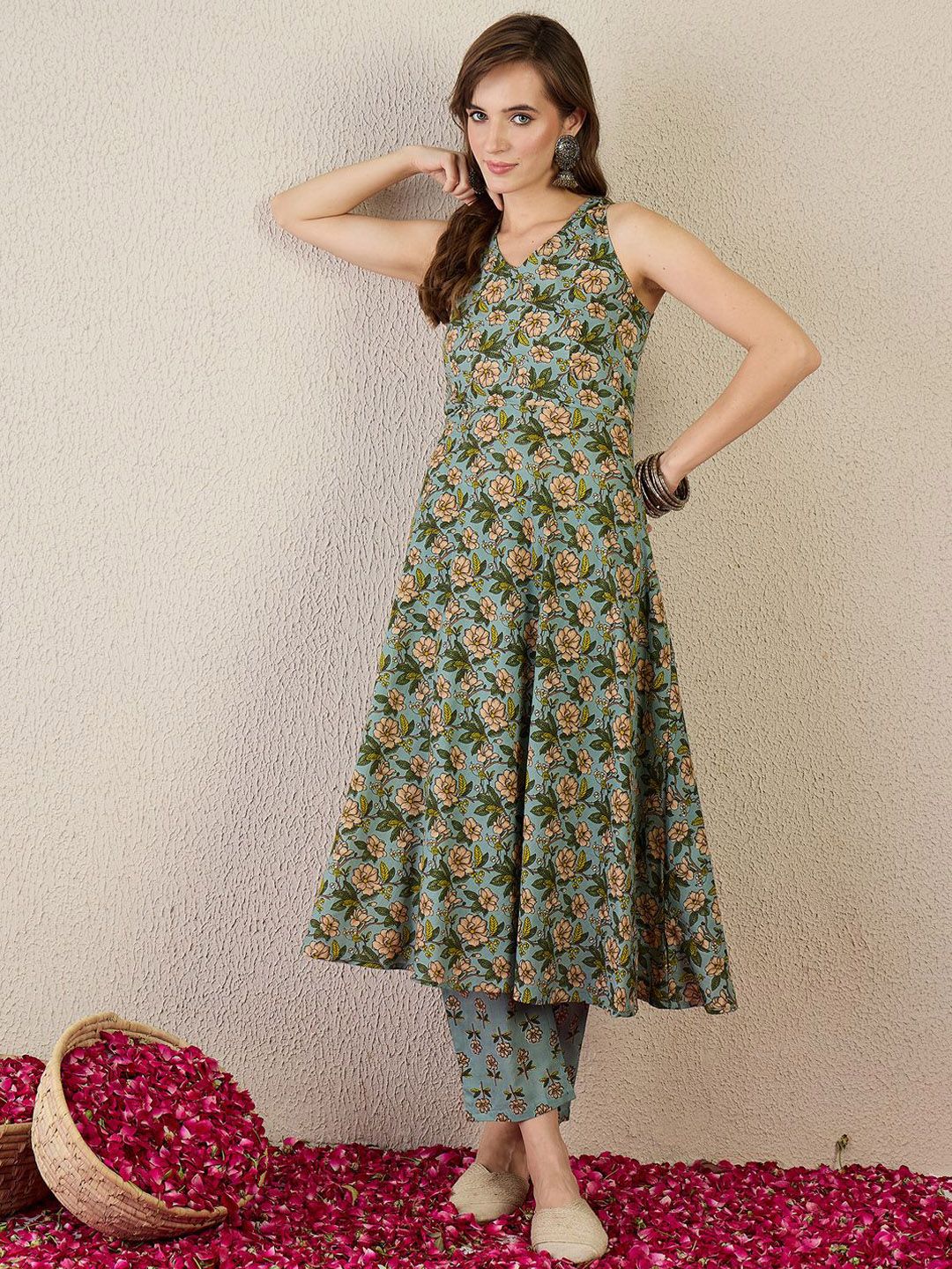 Floral Printed V-Neck Pure Cotton A-Line Kurta With Trouser