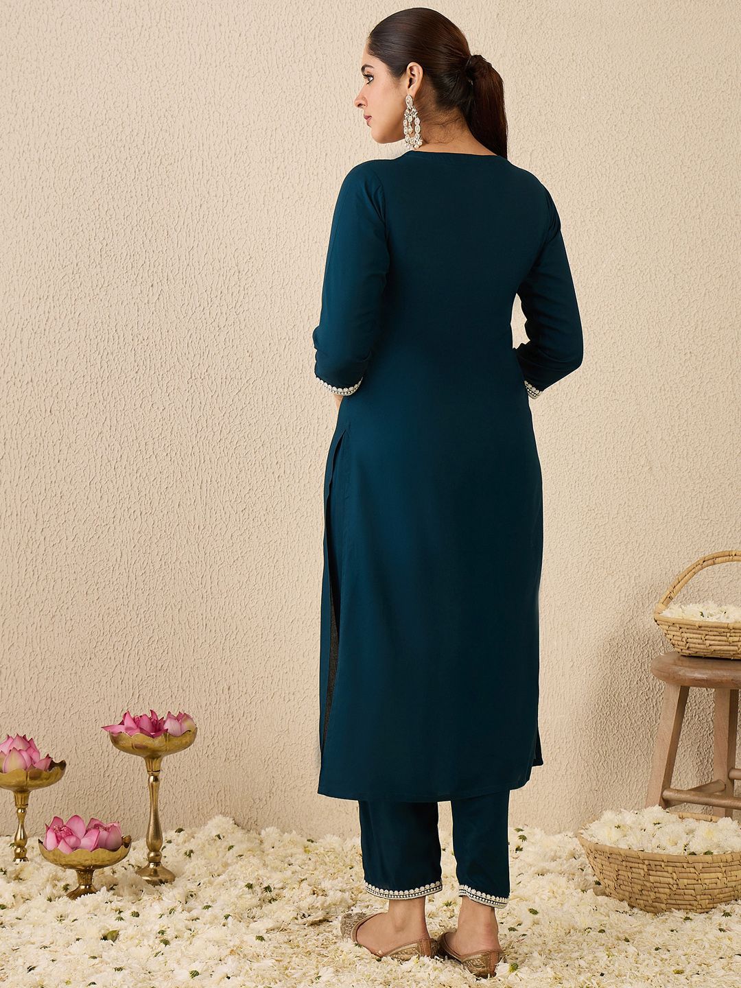 Dhiyona IE Embroidered Tunic With Trousers Co-Ords