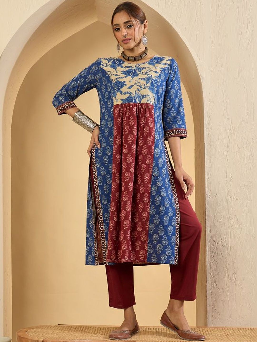 Women Floral Printed Panelled Pure Cotton Kurta with Trousers